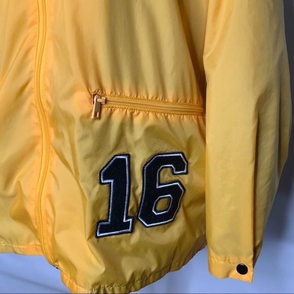 TOPSHOP bright yellow rain jacket. - Picture 4 of 11